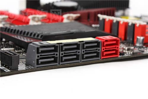 ˶(ASUS)Rampage III Extreme 
